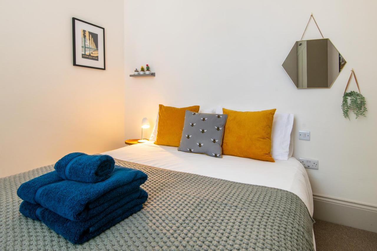 ברייטון Beautiful, Central, 3 Min Walk From Beach, 2 King Doubles מראה חיצוני תמונה